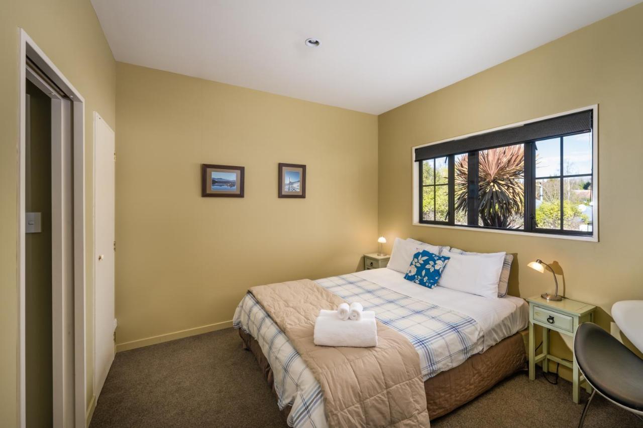 Criffel Peak View Bed And Breakfast ワナカ エクステリア 写真